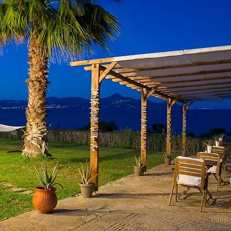 Sea View شقة فندقية Méthana