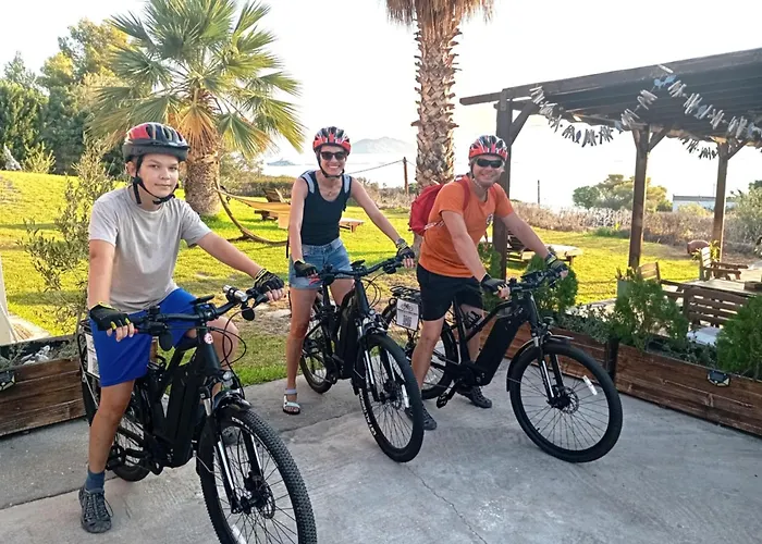 Sea View Apart Otel Méthana