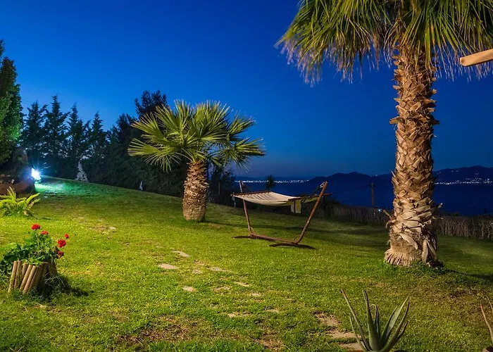 Aparthotel Sea View 4*